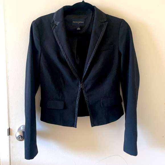 Banana Republic blazer - Picture 3 of 7